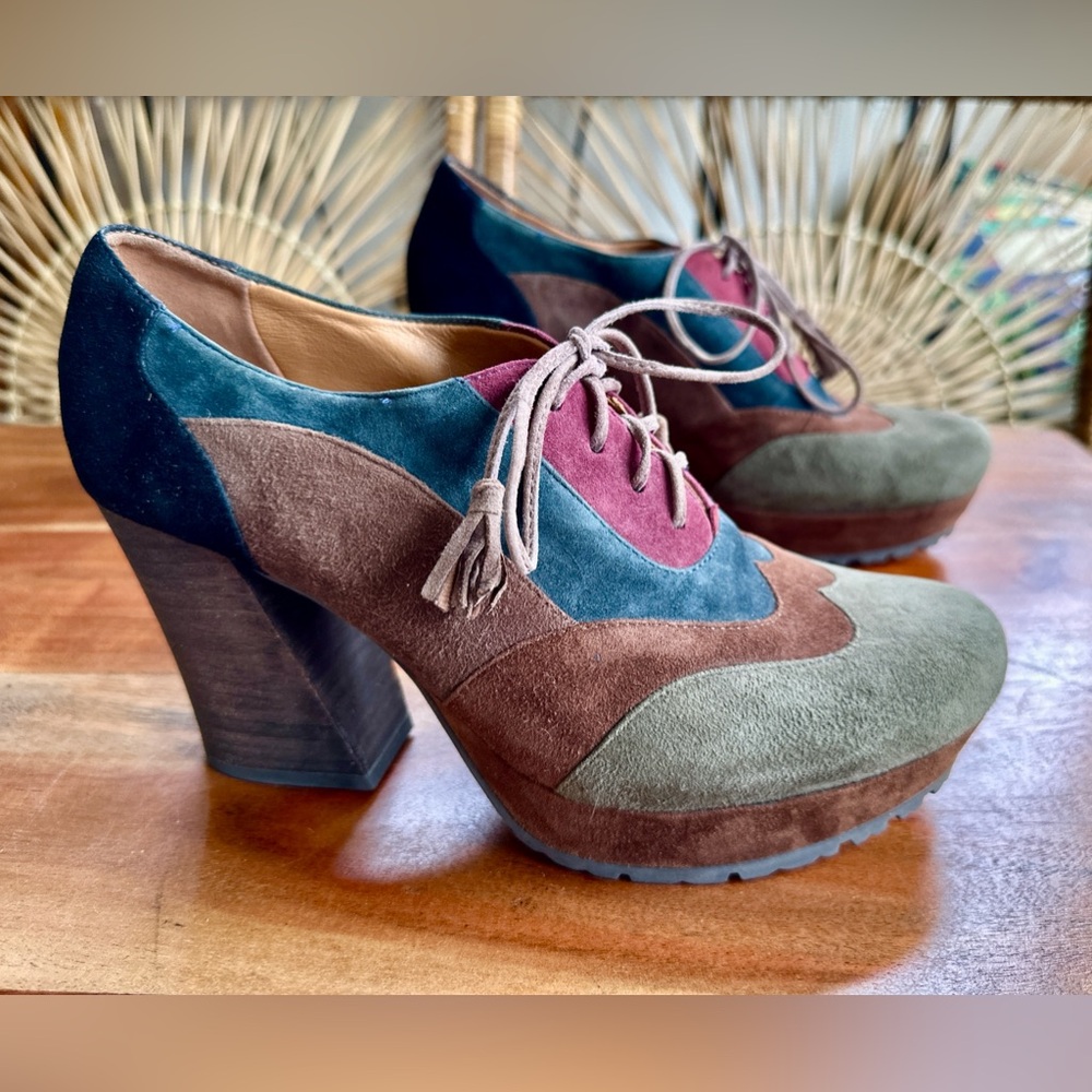 Earthies suede platform oxfords